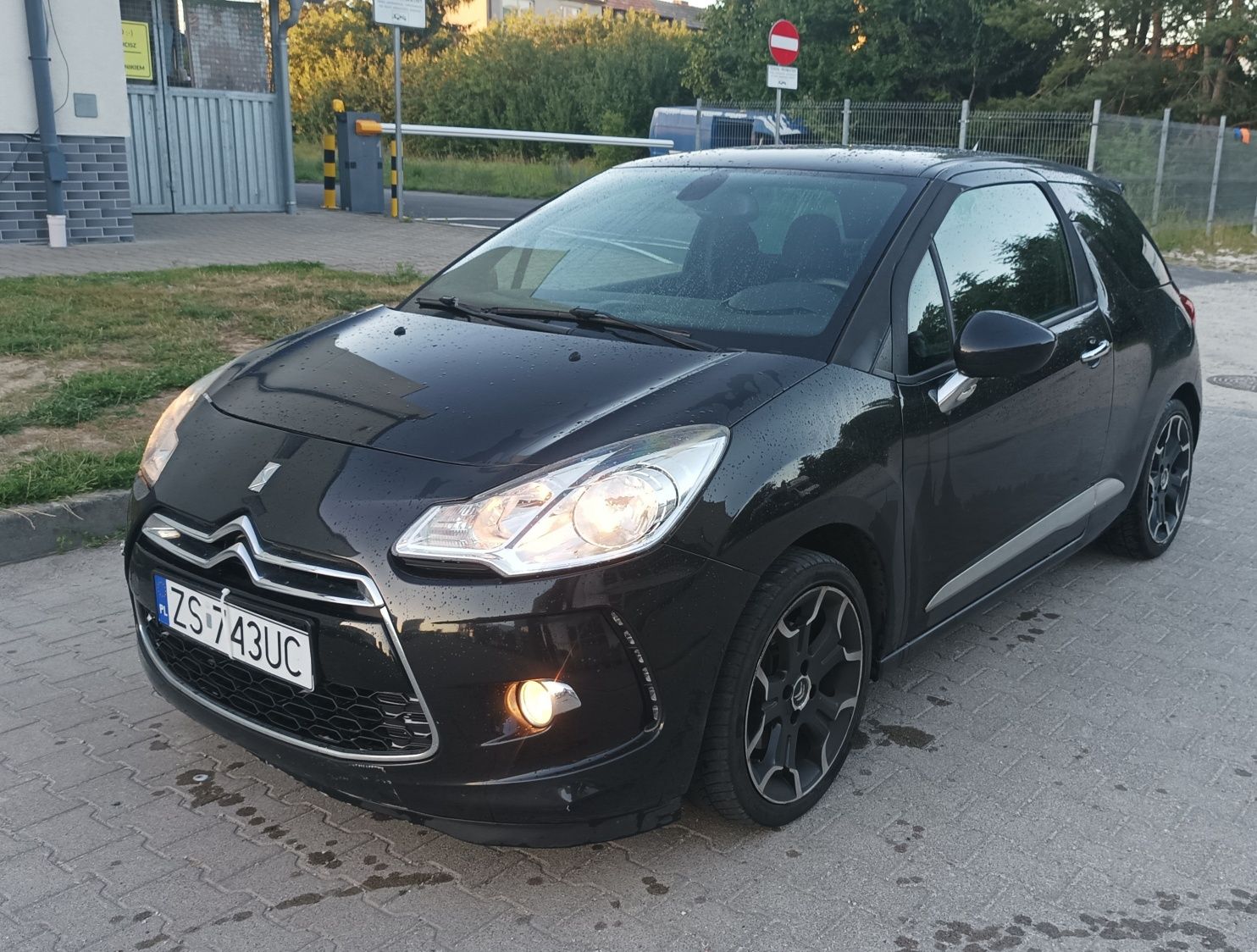 Citroen DS3 2010r. Benzyna 1.6 turbo 200KM !