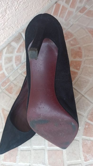 Sapatos em pele Mango