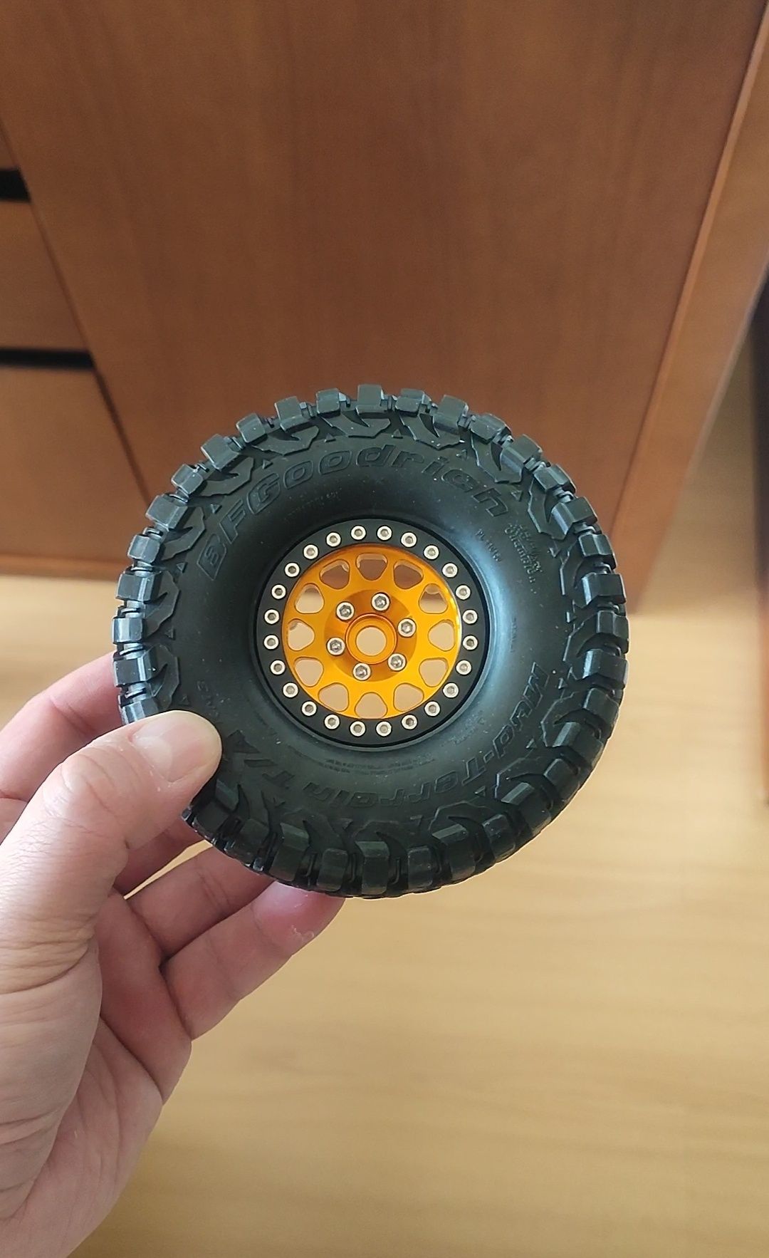 Jantes RC crawler scale com pneus
