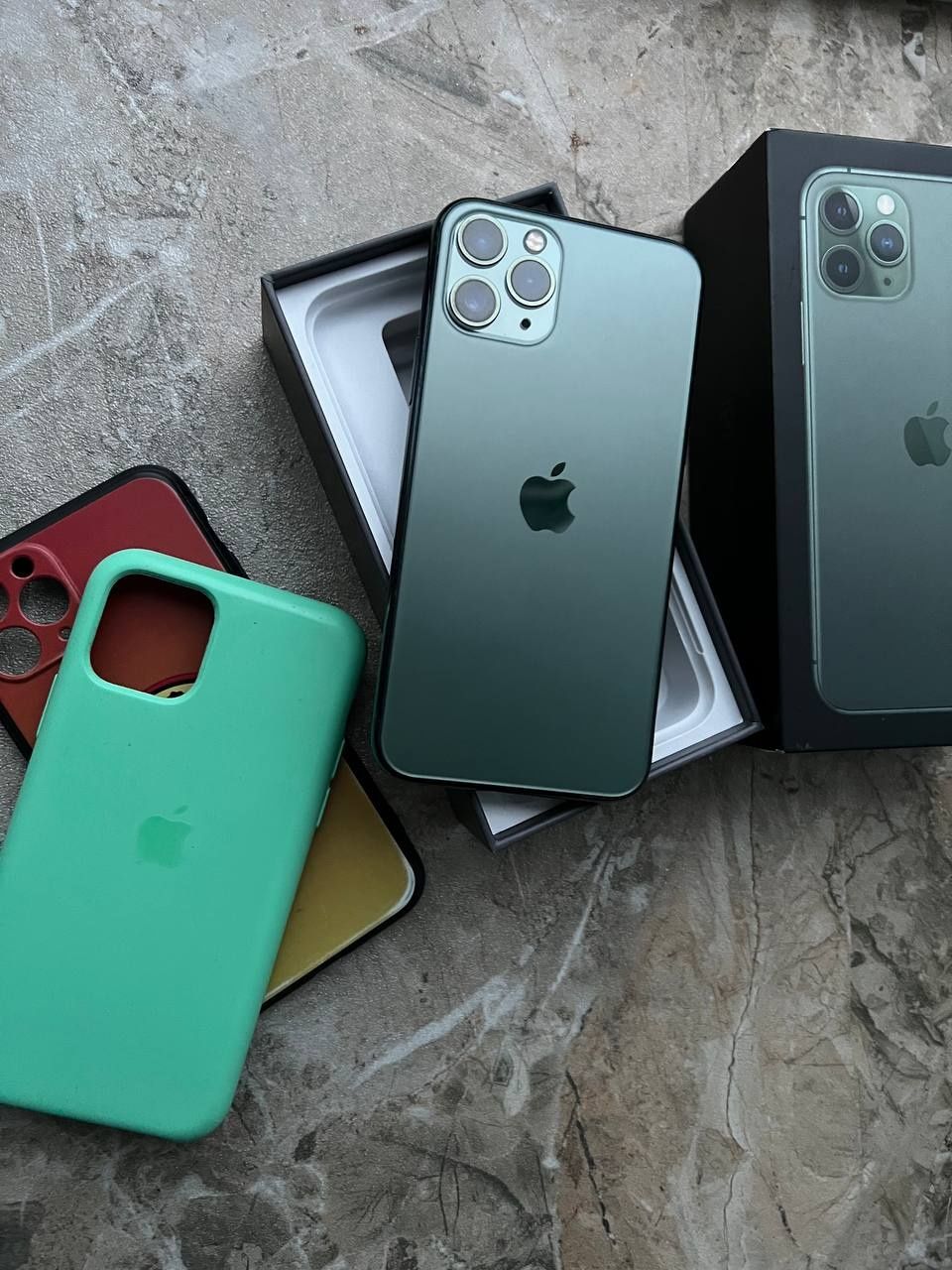 Iphone 11 pro 64 зелений