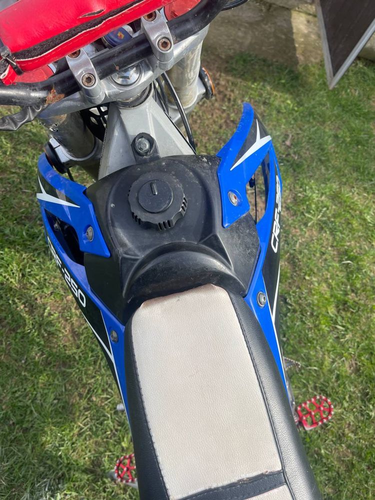 Продам Exdrive 250 в хорошому стані