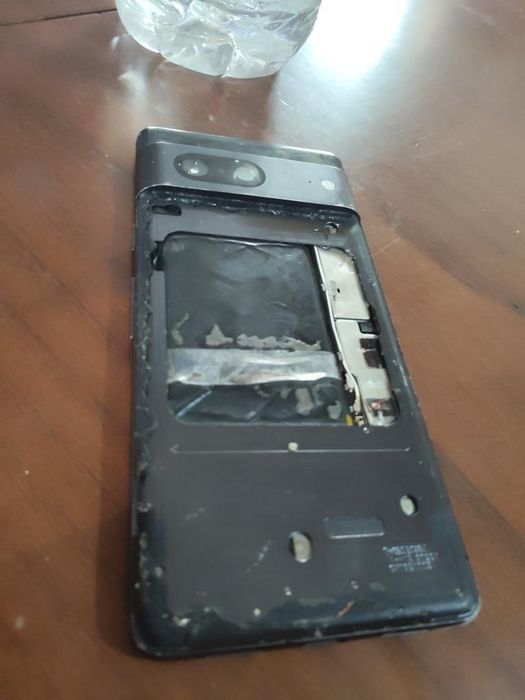 Vendo ou troco Google pixel 7 em bom estando