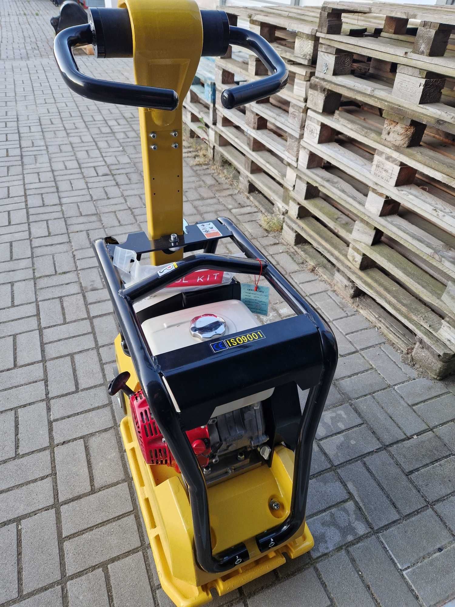 stopa ,płyta wibracyjna 160 kg HZR160 D
silnik HONDY
NOWA