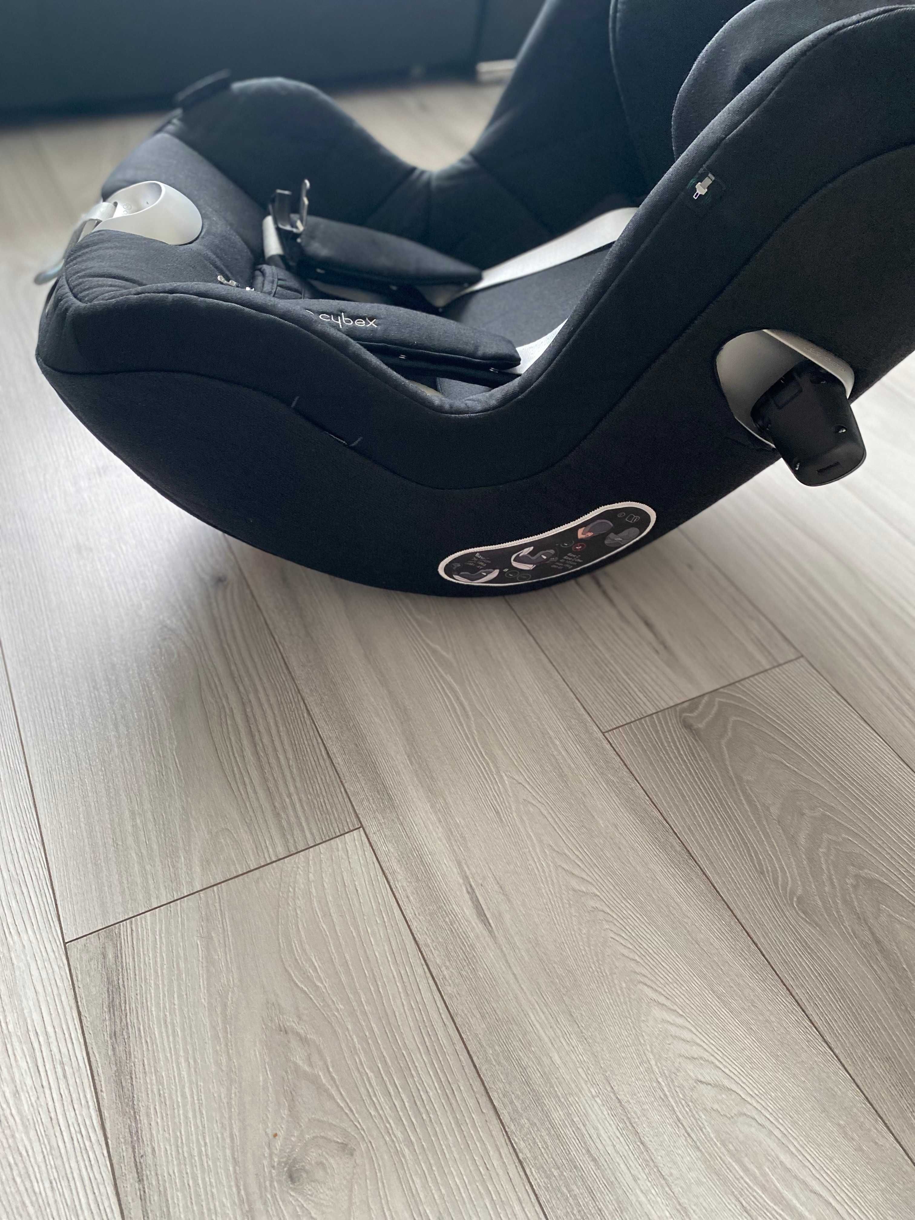 Fotelik obrotowy Cybex Sirona I-Size Plus z bazą