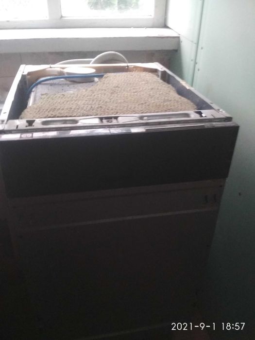 Посудомойка Electrolux