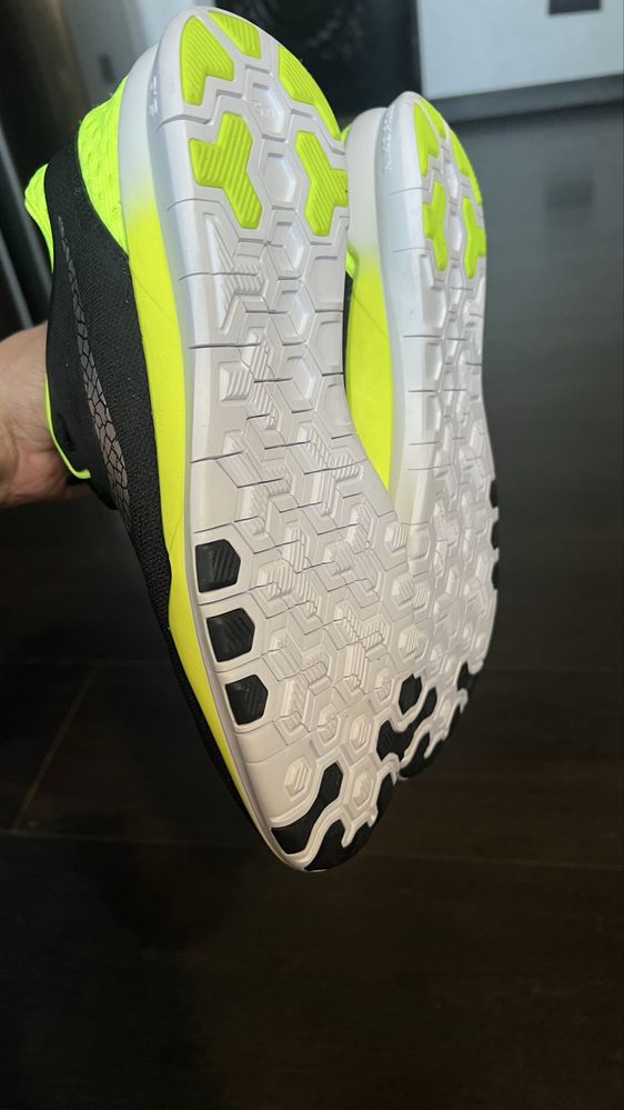 Кросівки Nike Free 5.0 41 ( 26-26.5 см) оригінал нові
