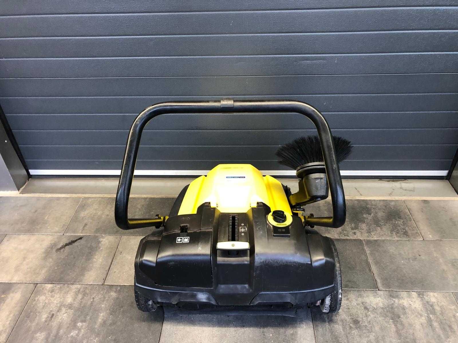 Elektryczna zamiatarka Karcher KM 70/30 C