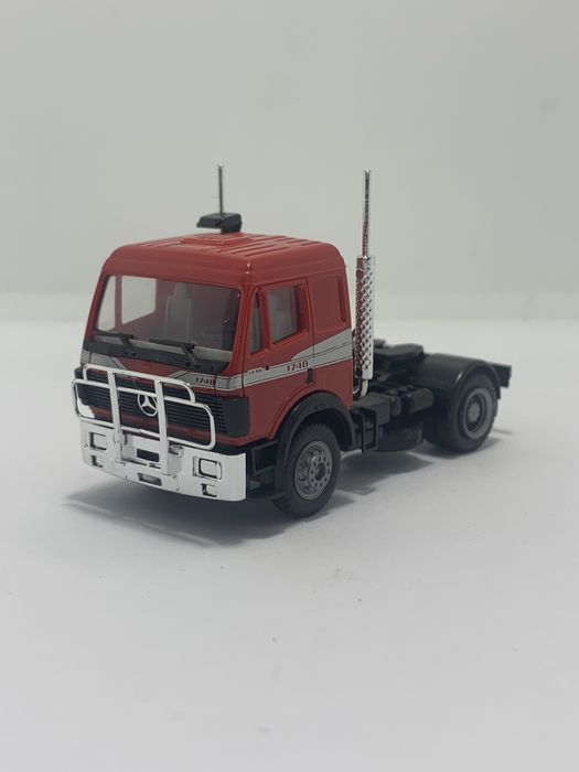 Mercedes 1748 da Herpa escala 1/87
