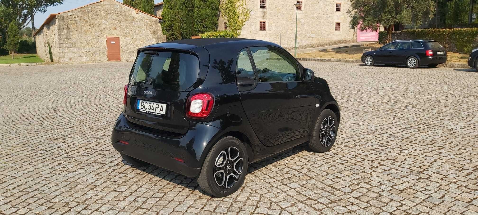 Fortwo Coupe EQ 2021 82cv 10246km valor com iva dedutível Incluído