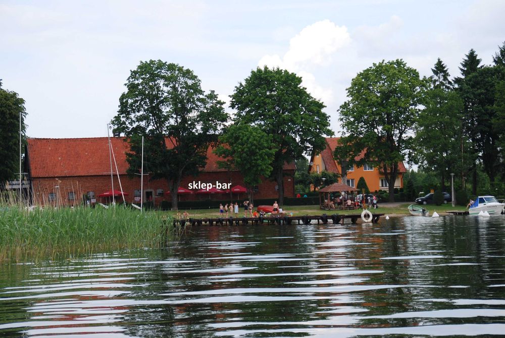 MAZURY Duży Domek, cztery sypialnie, 100m do jeziora, jacuzzi