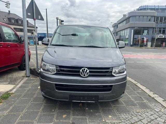 Volkswagen T-5..