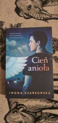 Książka "Cień anioła"