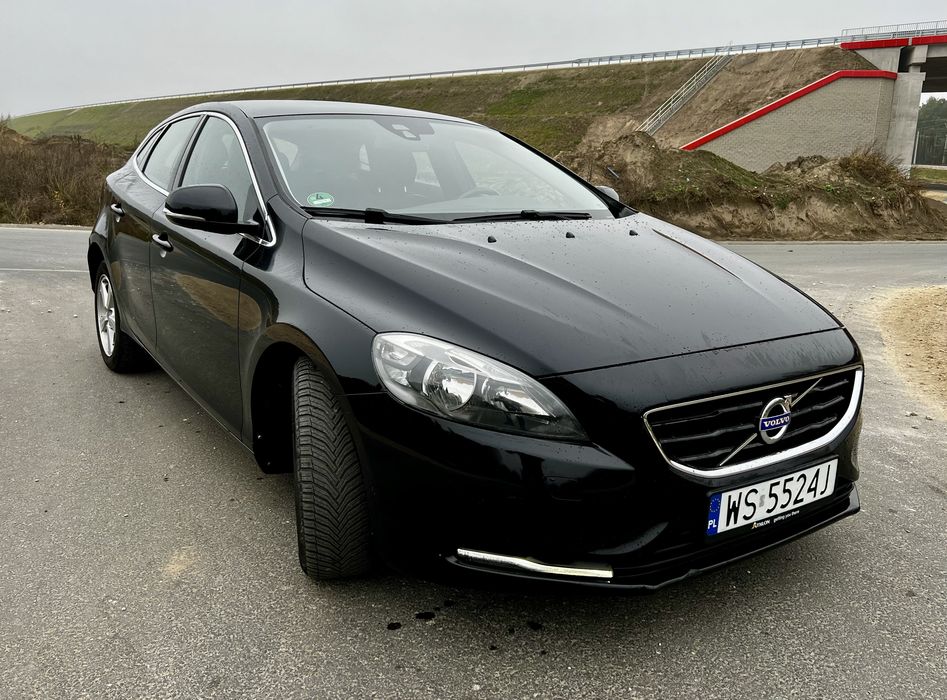 Volvo V40 D4 2.0 Diesel 200 km! Virtual Cockpit