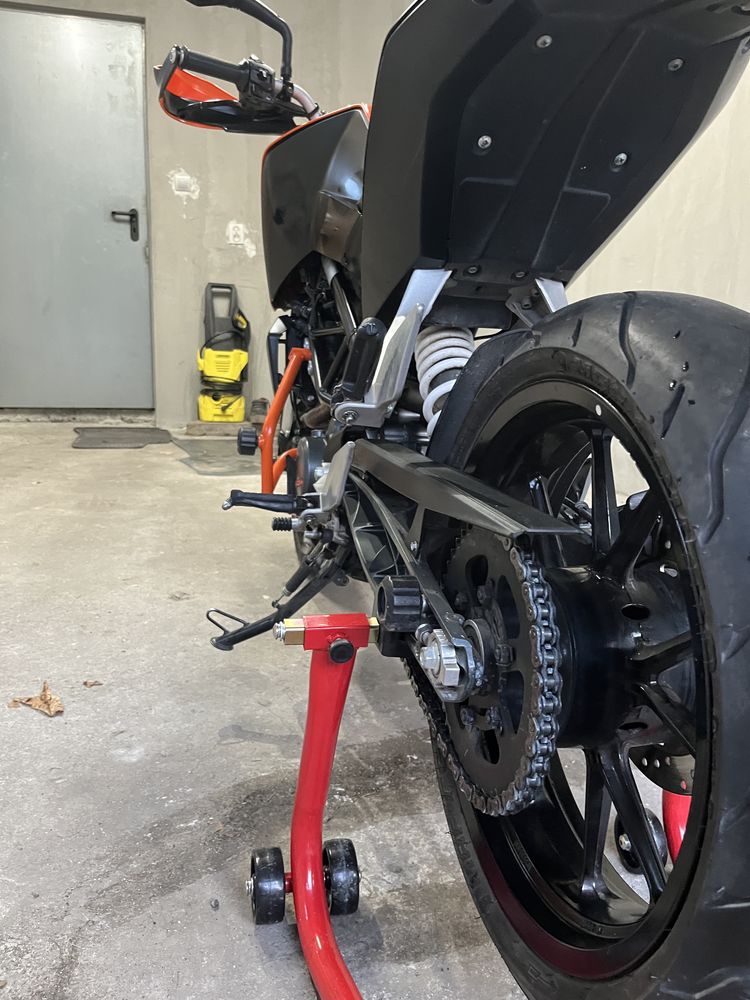 KTM Duke 125 z ABS