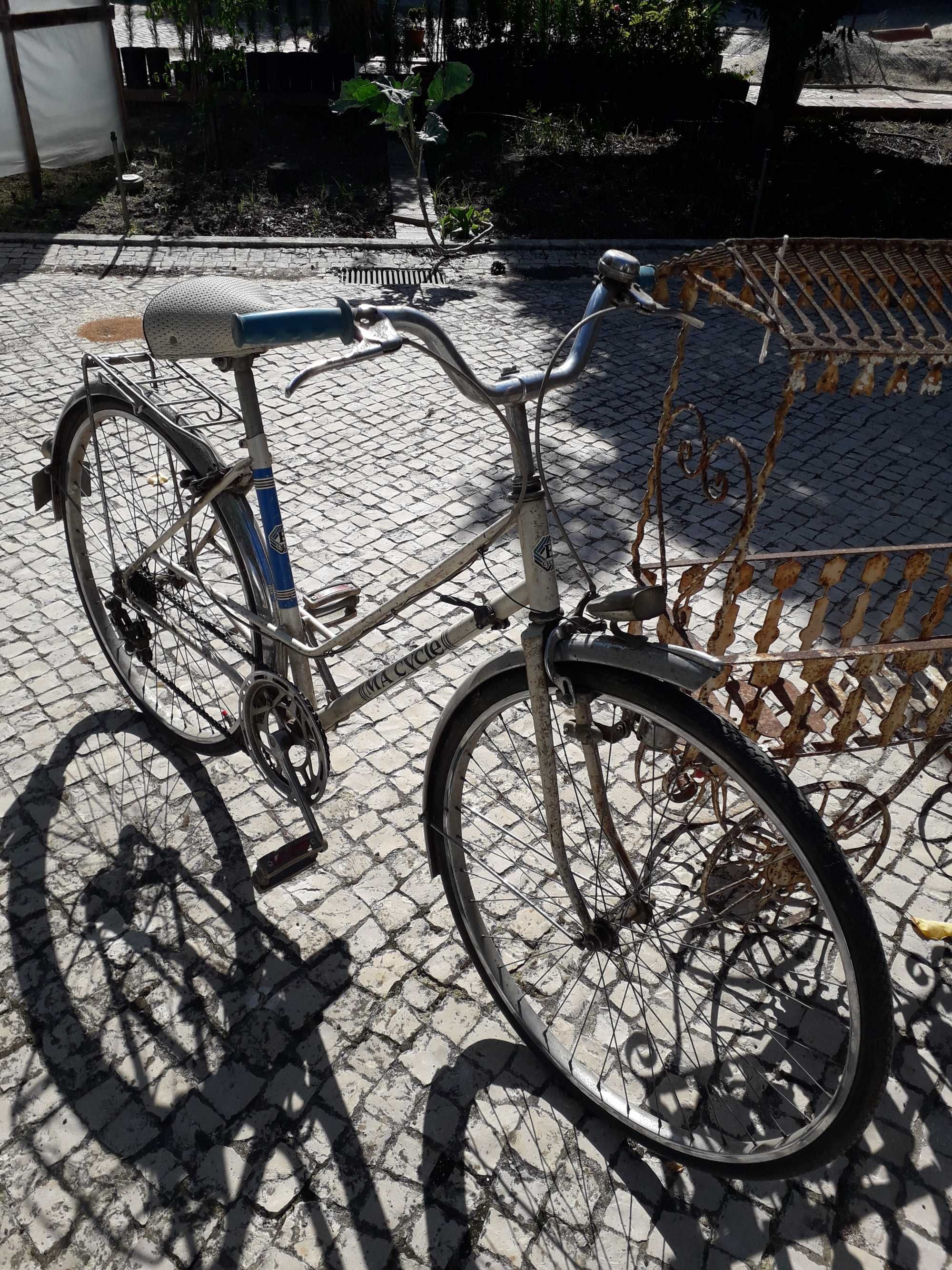 Bicicleta marca confersil original com documentos camarários