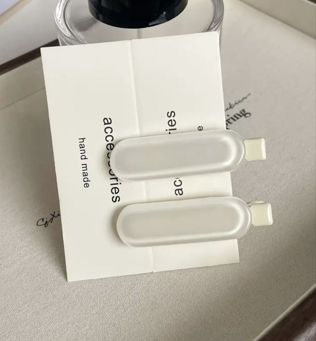 Пастельні желе-заколки для волосся овальні нові по 2шт