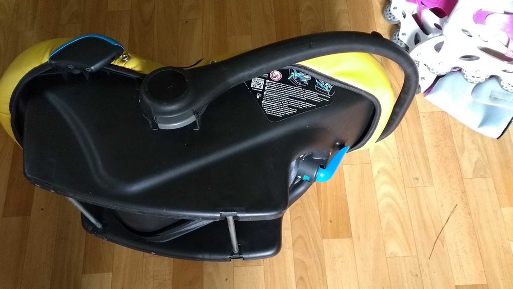 Дитяче автокрісло/люлька