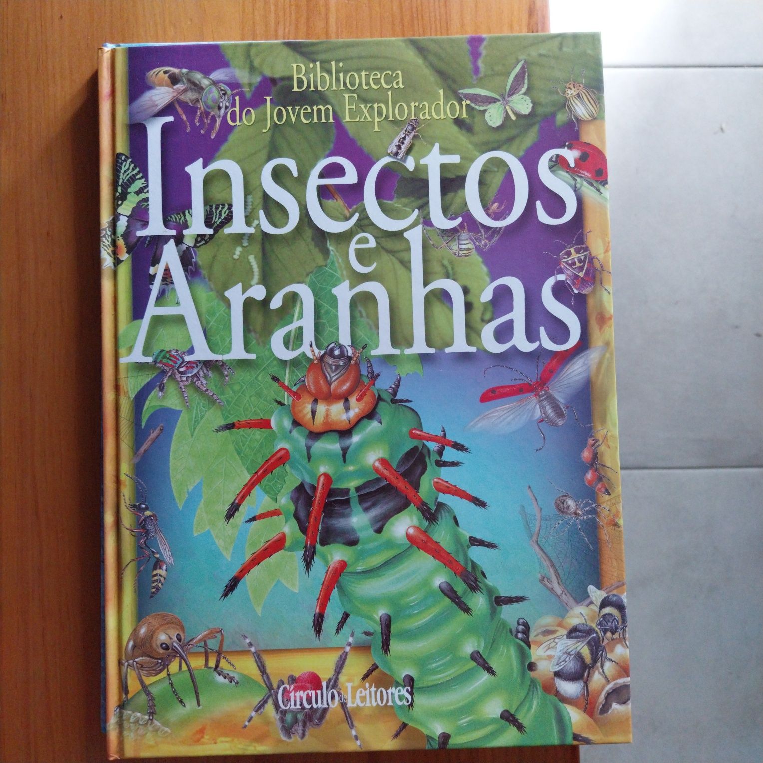 Enciclopédia  Jovem explorador