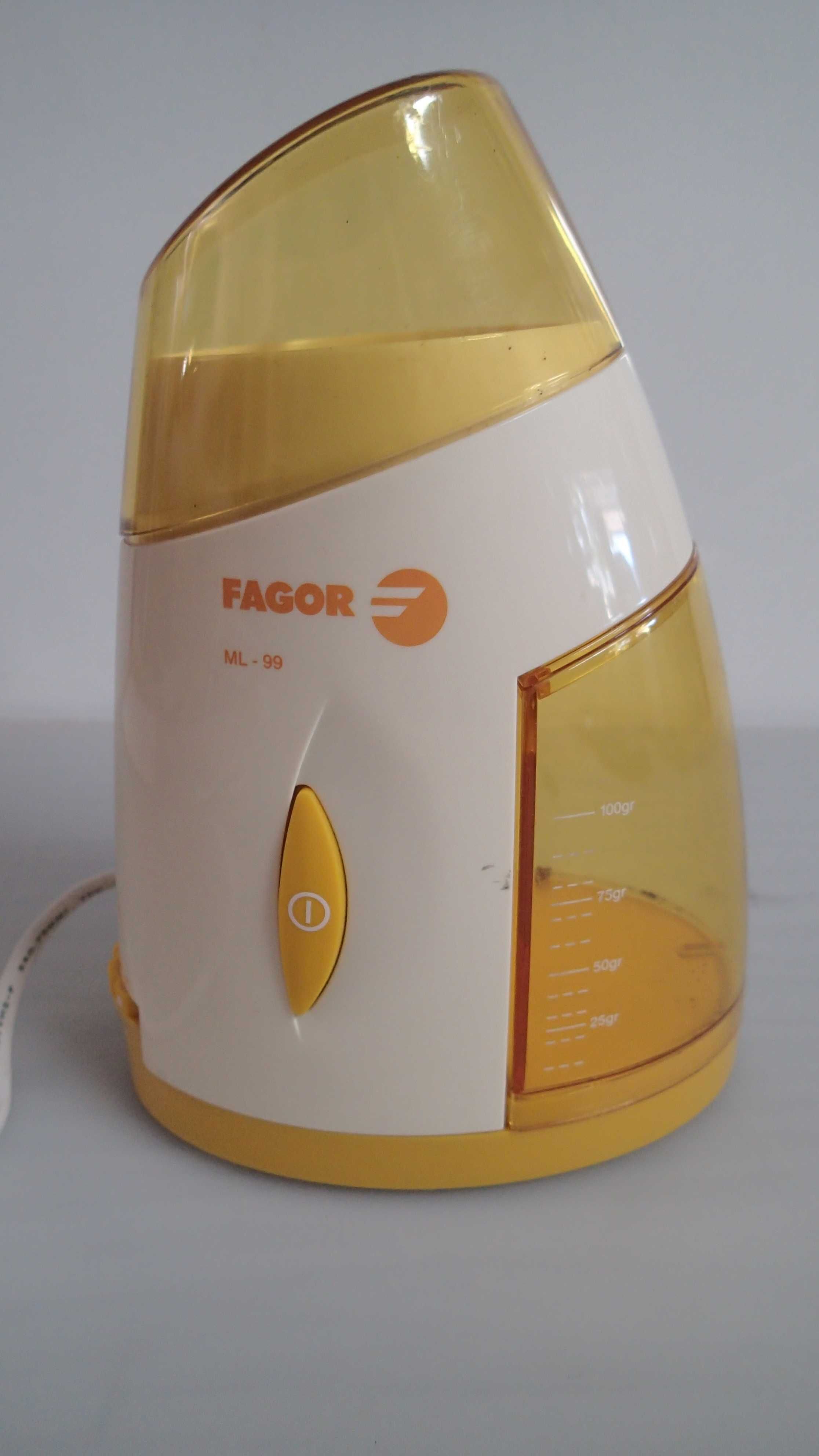 Moinho de café eléctrico