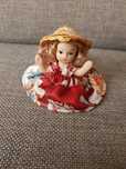 Porcelanowa laleczka mini