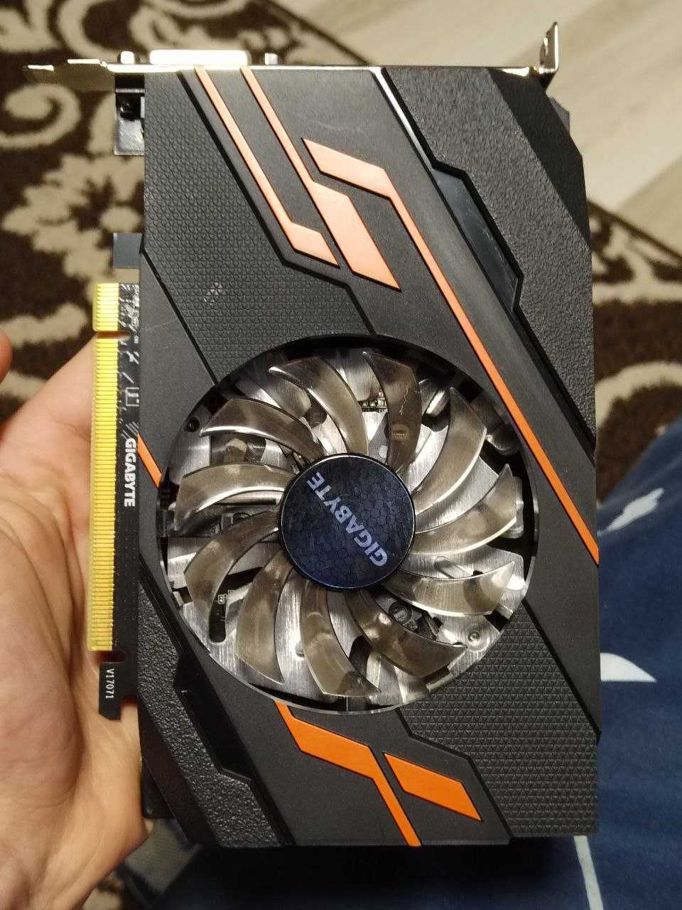 Продам відеокарту GeForce GT1030(Gigabyte) OC, 2Gb DDR5, 64-bit