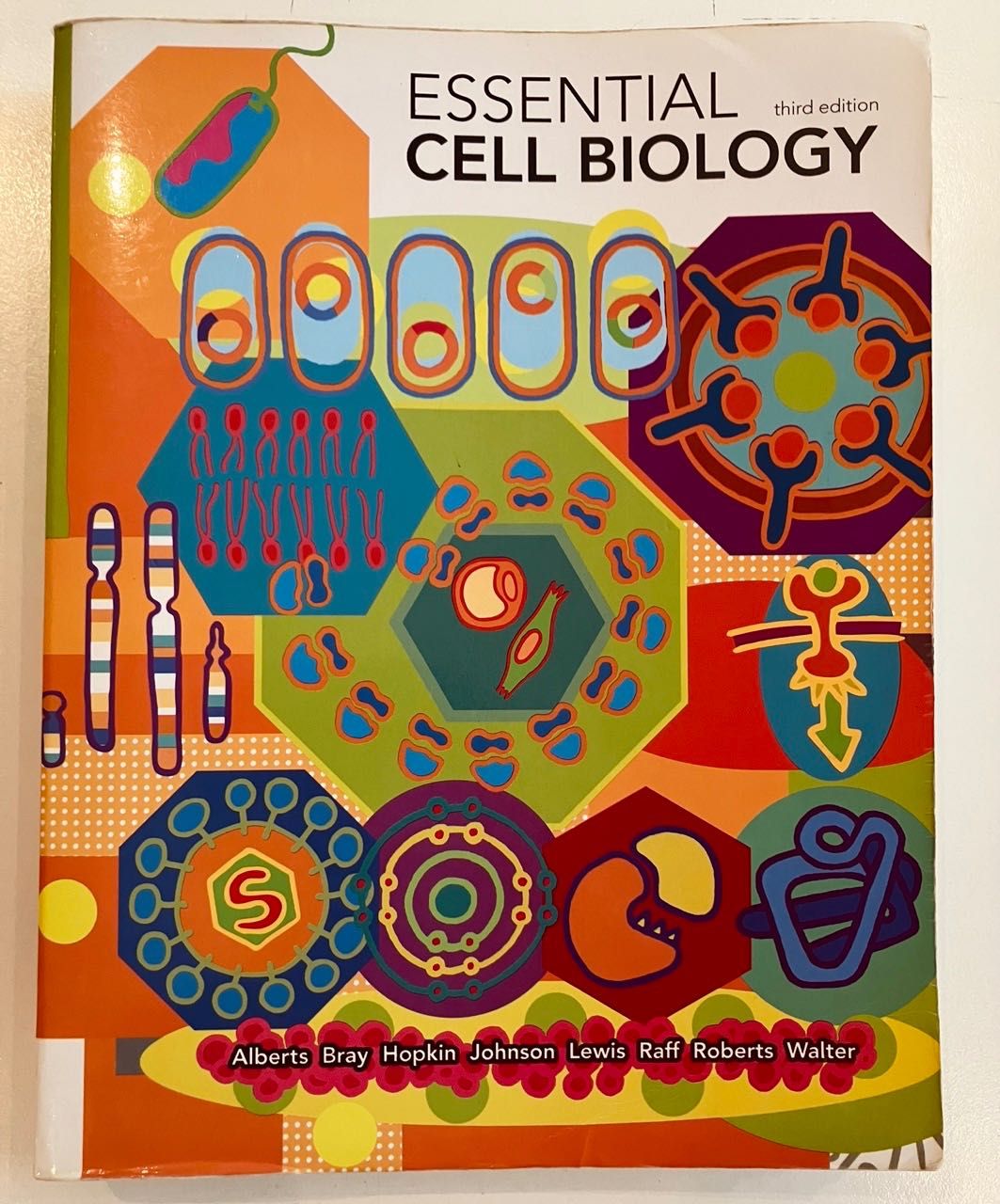 LIVRO Essential Cell Biology - Alberts (3.ª edição)