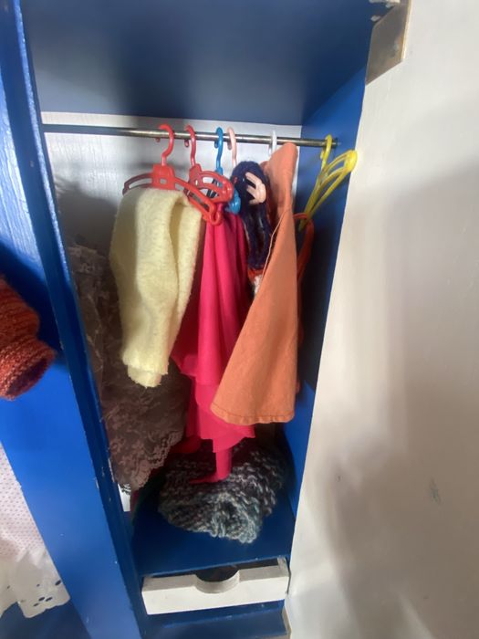 Guarda fatos da boneca Nancy