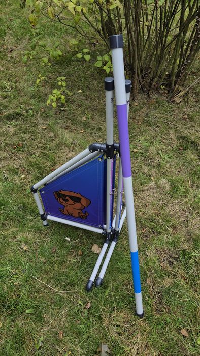 Stacjonata hopka agility do treningu z psem