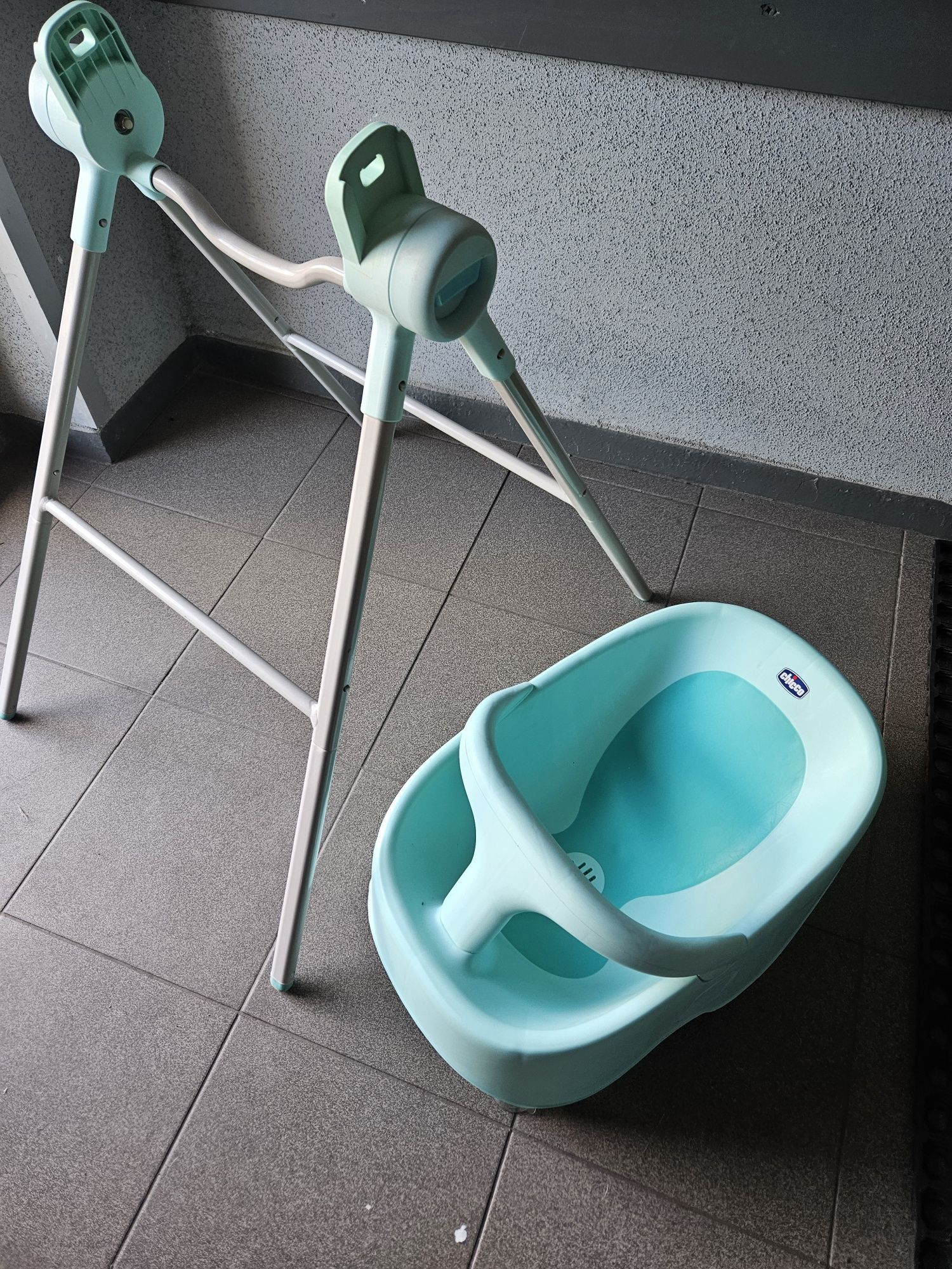 Krzesełko do kąpieli pod prysznic