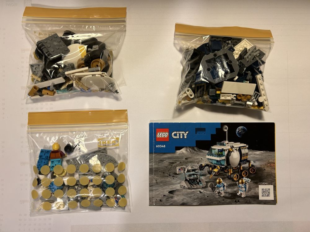 Lego City 60348 - Łazik Księżycowy