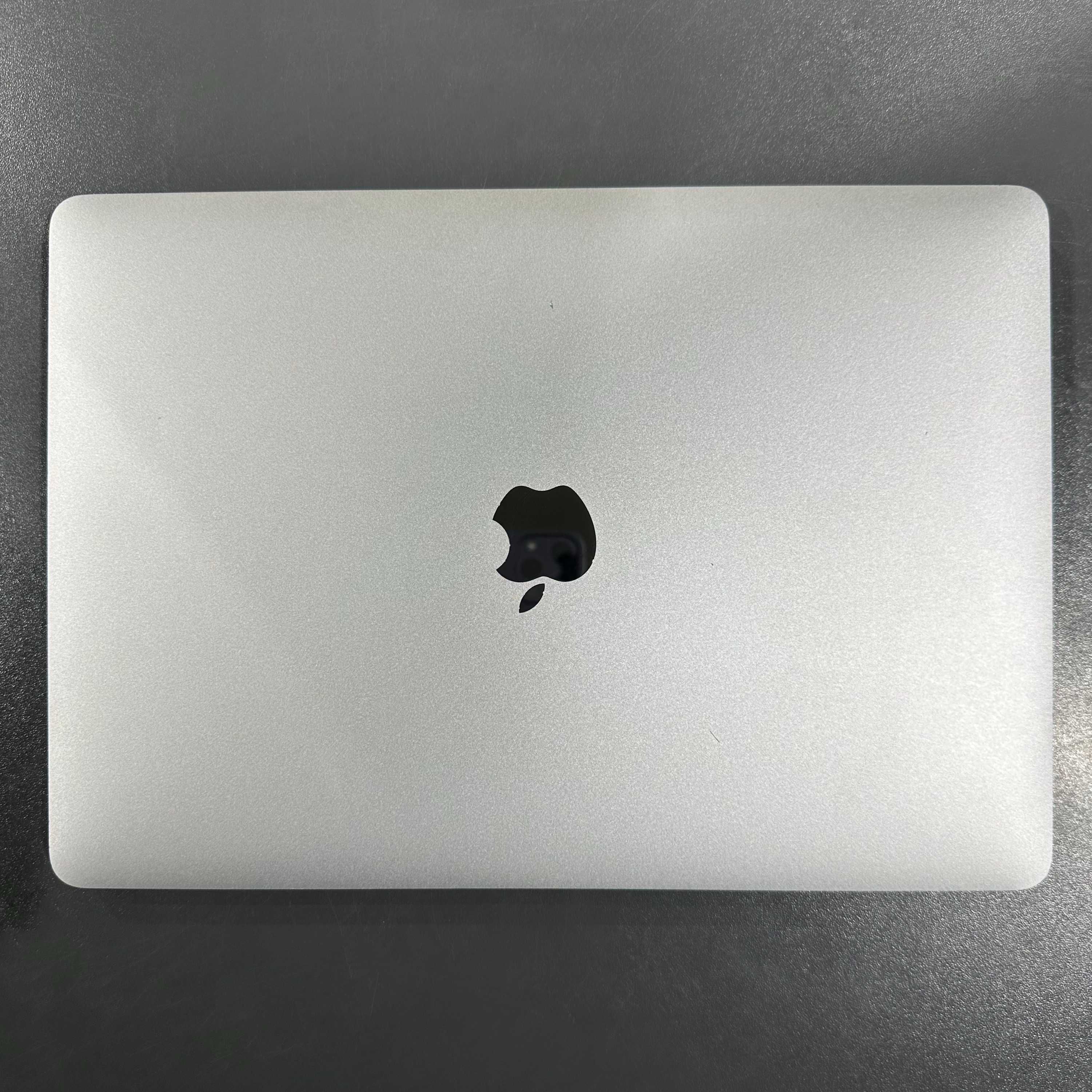 MacBook Pro 13" 2020 M1 8Gb RAM 512Gb SSD СУПЕР ЦІНА!