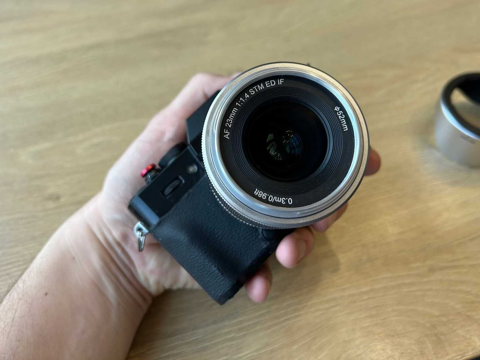 Aparat Fuji Fujifilm X-T10, obiektyw Viltrox 23mm f/1.4