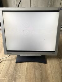 Монітор Benq Q9T4 монитор