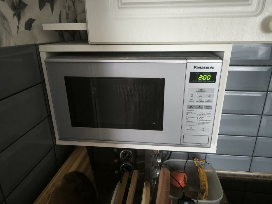 Мікрохвильова піч Panasonic