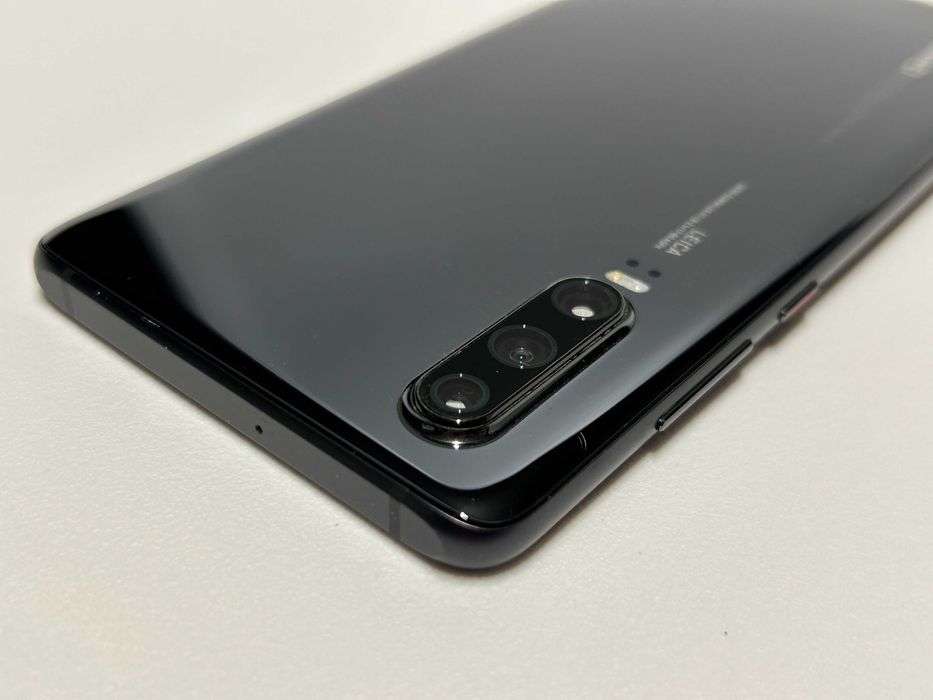 Smartfon Huawei P30 ELE-L29 Black FV
