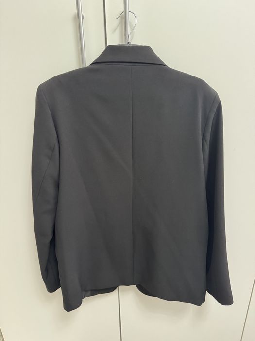 Піджак  чорного кольору