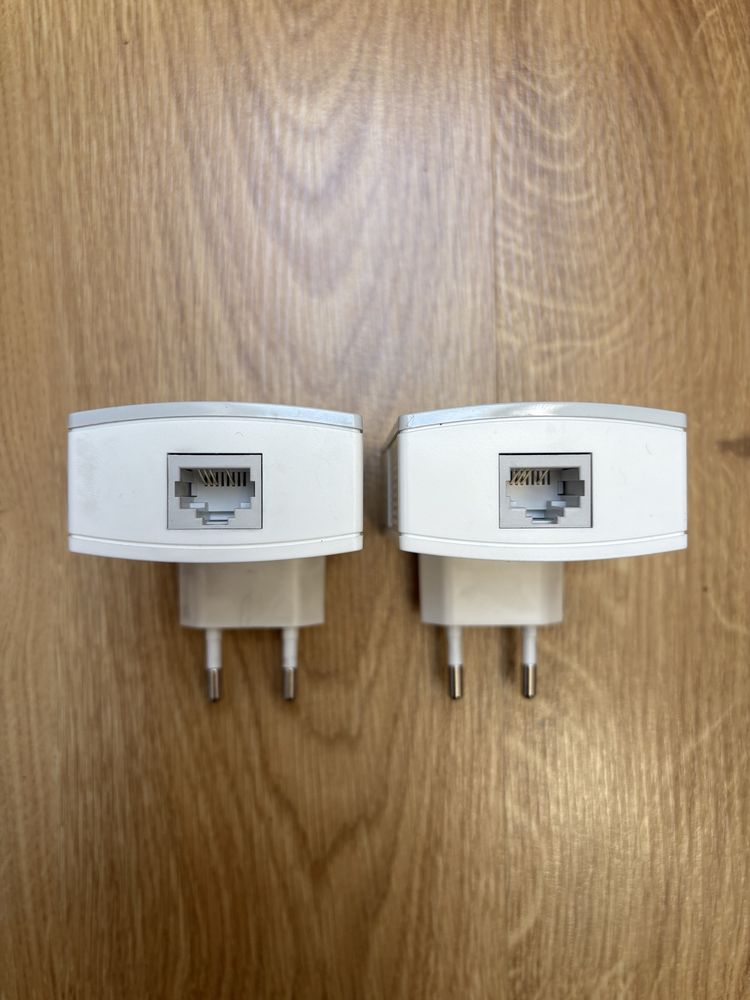 Transmiter sieciowy Powerline Adapter TP-Link TL-PA4010 Kit AV600