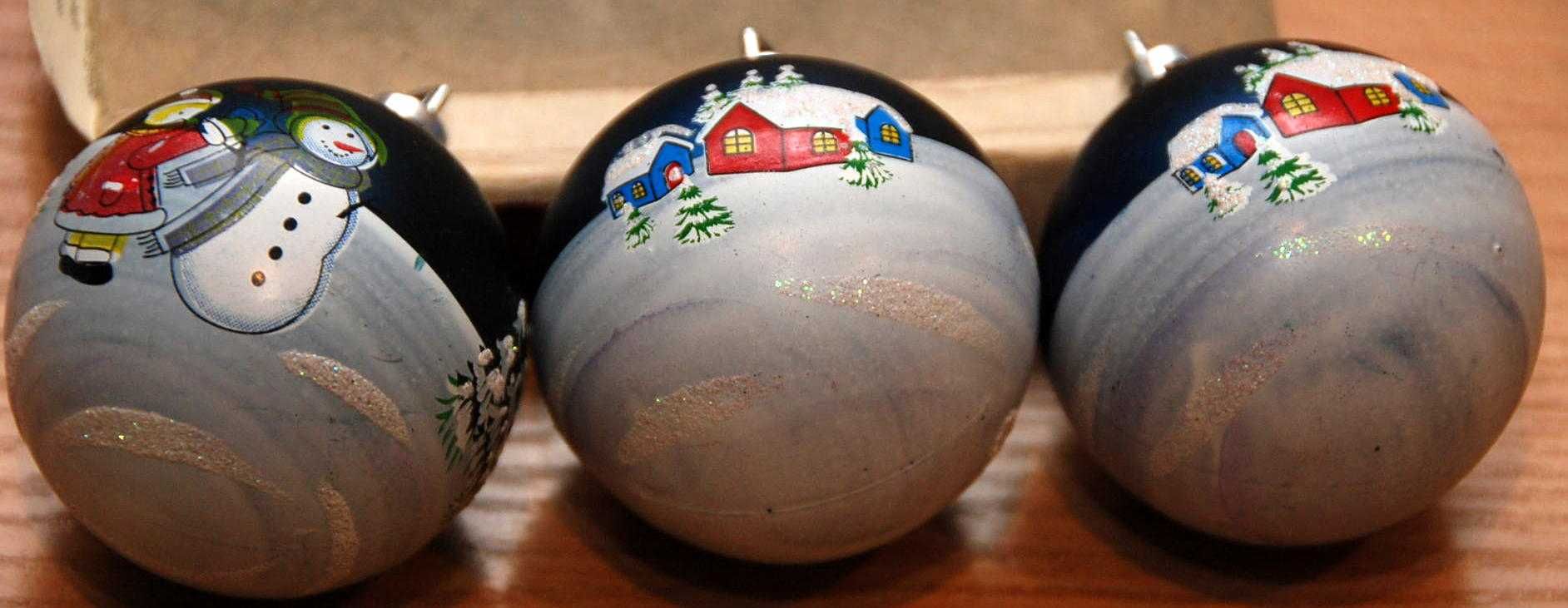 Bombki Boże Narodzenie ozdoba choinkowa 6cm malowanym motywem zimowym