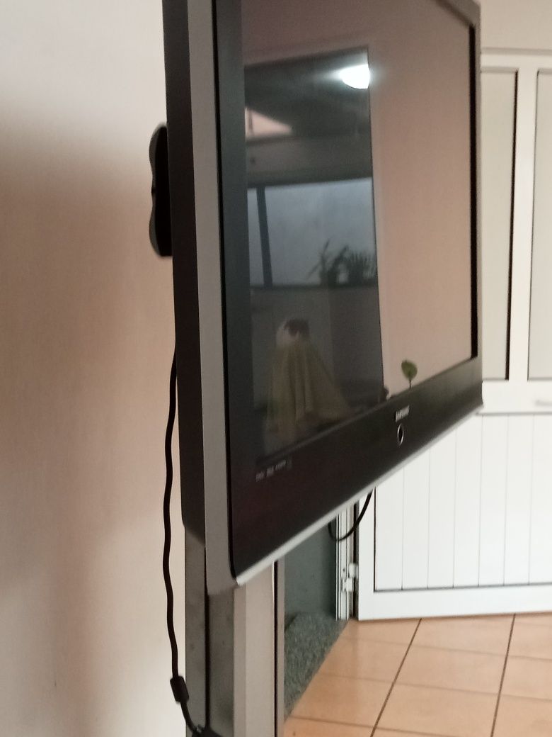 Suporte para ecrã.