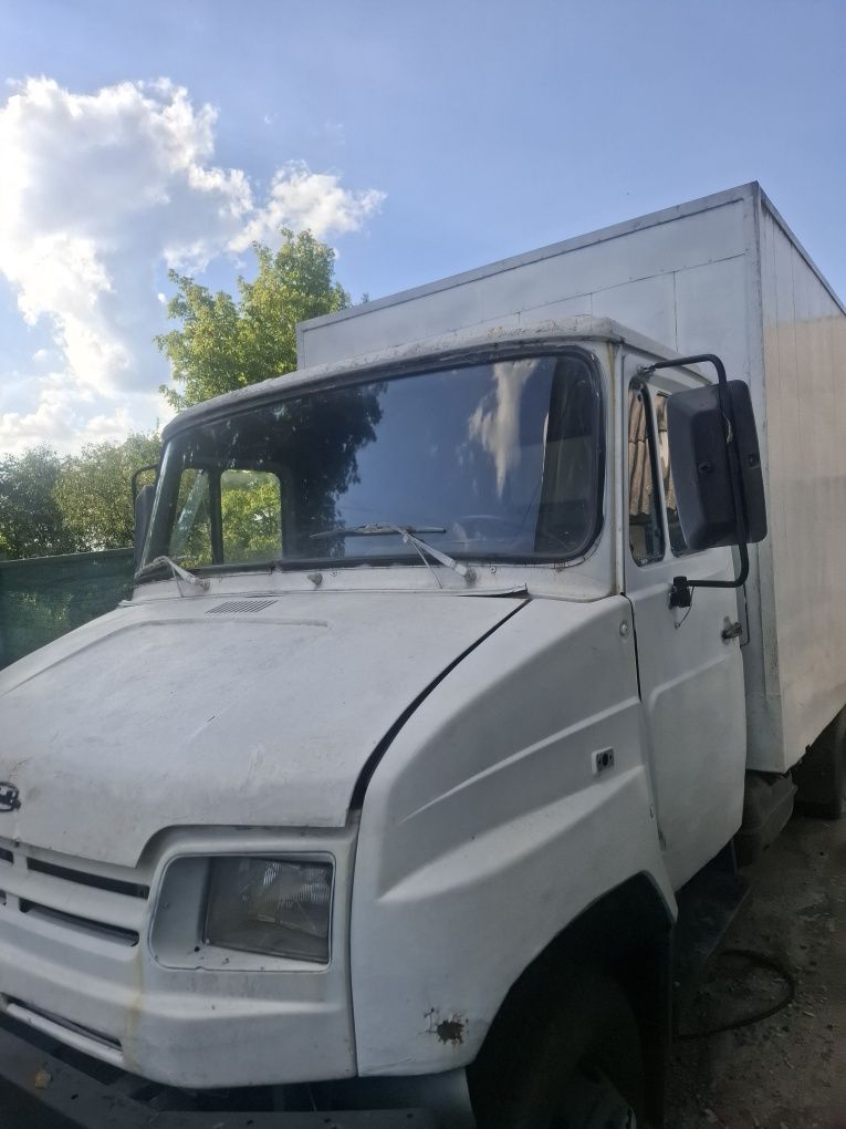 Зіл бичок двигун знятий