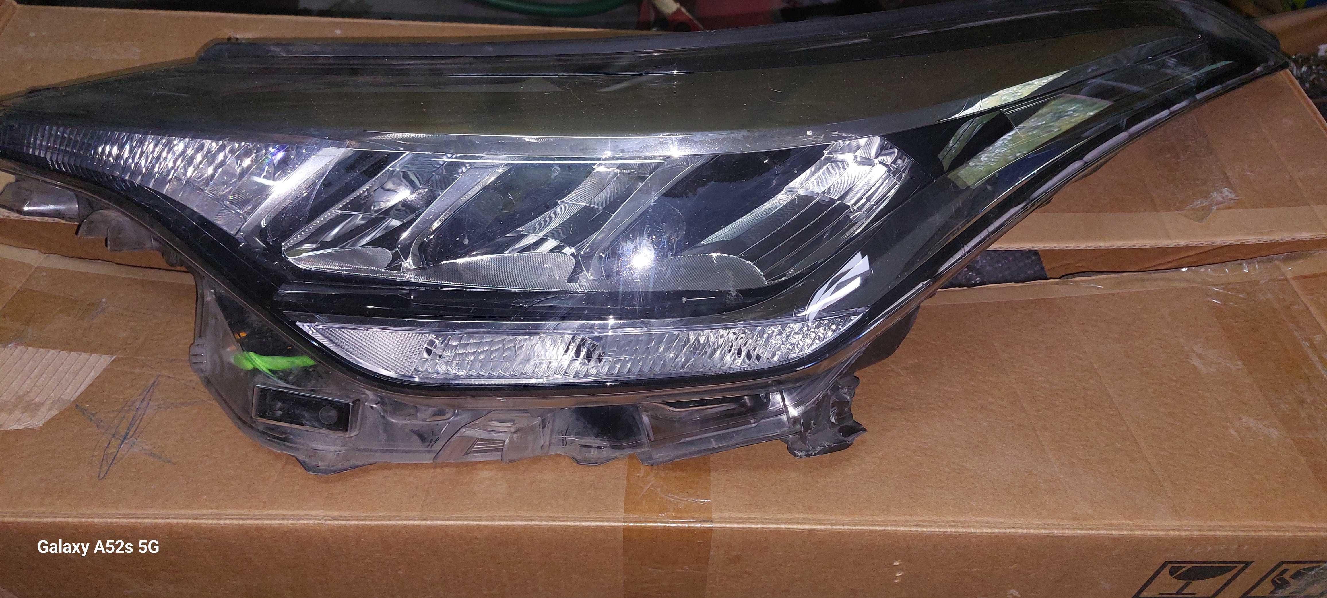 Toyota C-HR Lift Full led lampa Przód Lewa