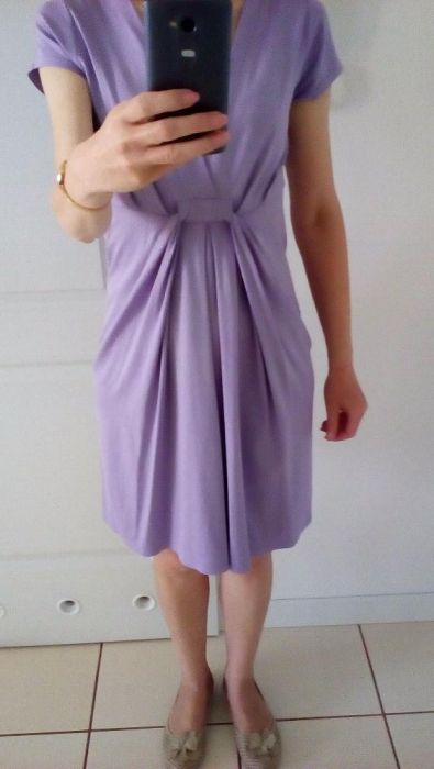 Sukienka Orsay o bardzo ciekawym kroju