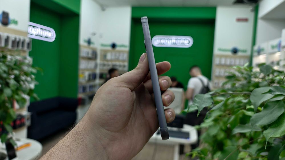 Магазин Samsung Galaxy S23 FE 8/128GB Graphite/Purple Гарантія TradeIn