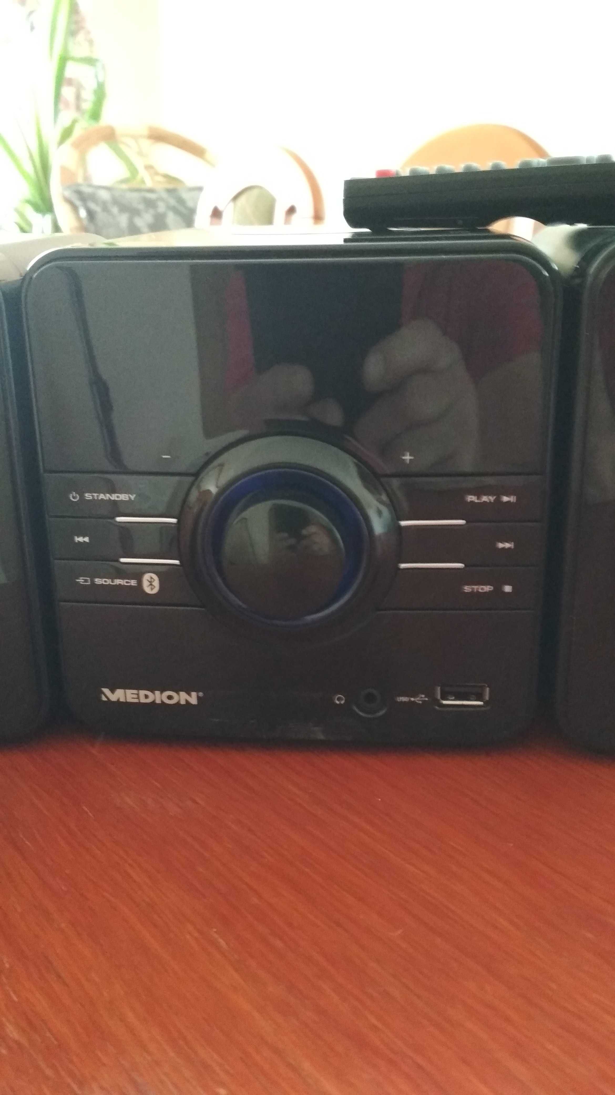 Mini wieża CD radio