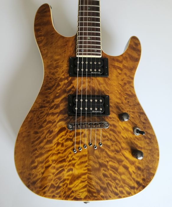 Guitarra Cort katana KX1q EMG