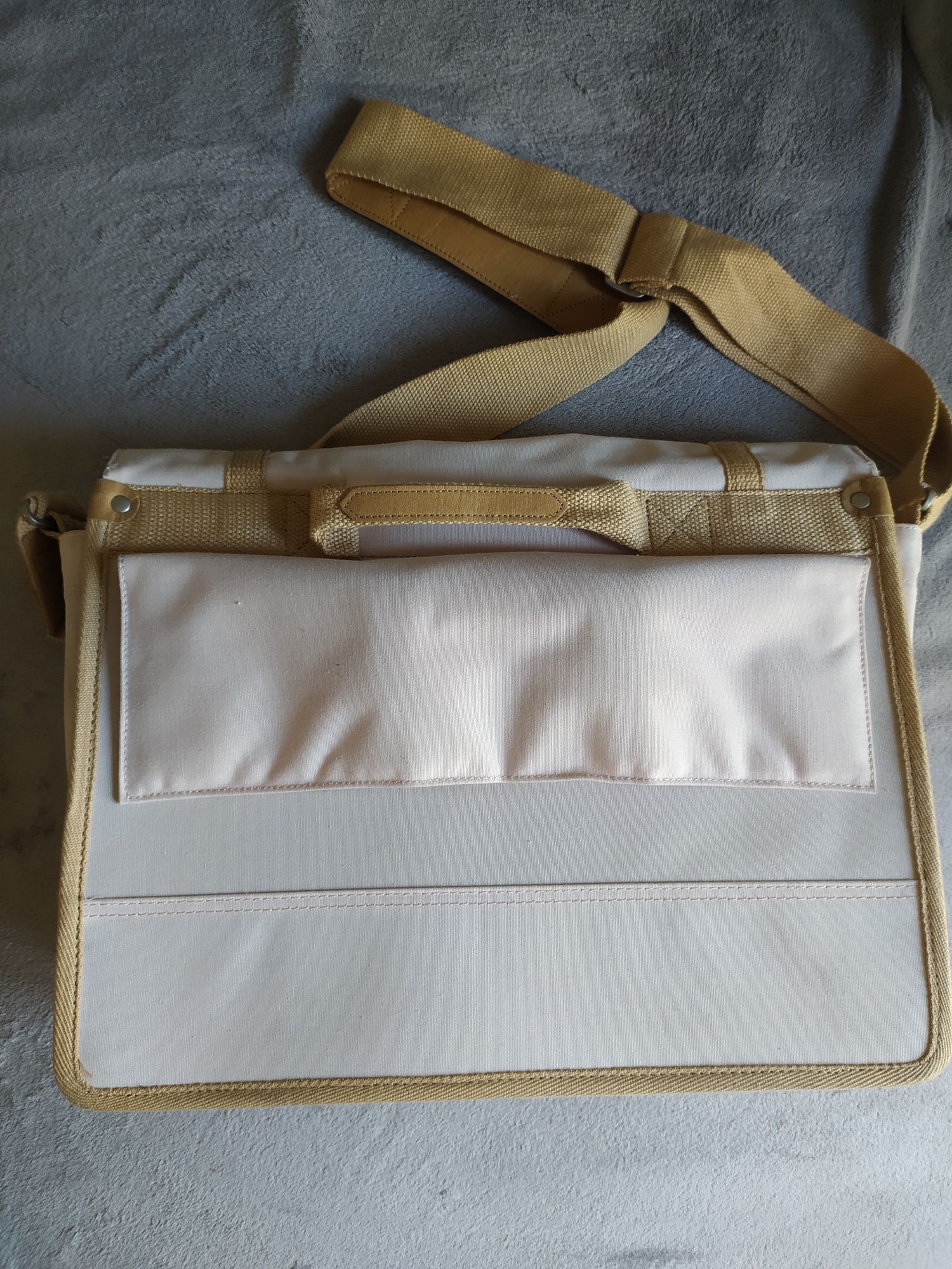 Bolsa bicicleta Basil como nova