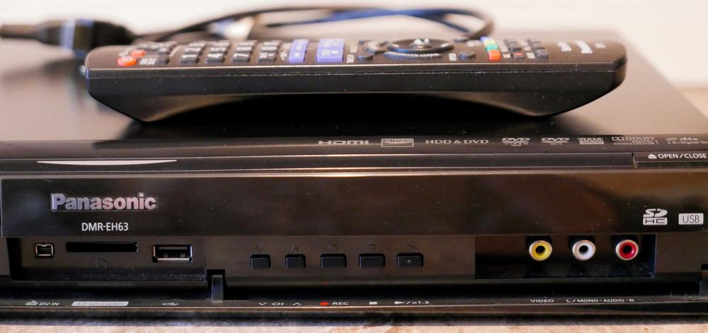 Panasonic DMR-EH63 odtwarzacz/nagrywarka HDD/DVD