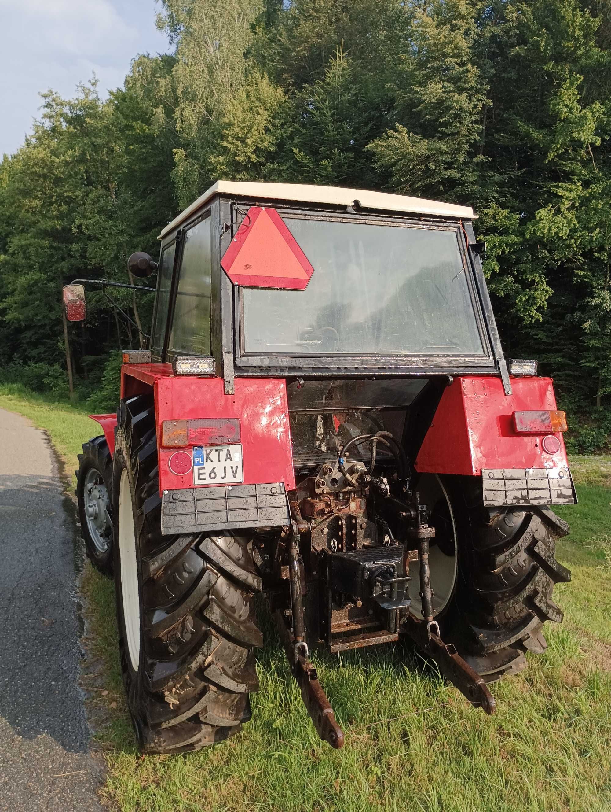 Zetor 8045 z łyżką