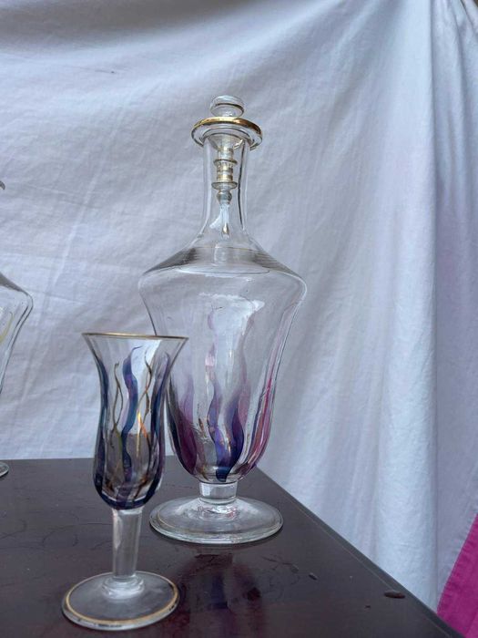 Vendo conjunto de copos de vidro