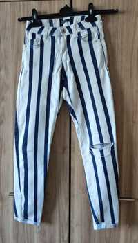 Spodnie XXS 32 Bershka dżinsy do kostek rurki białe paski
